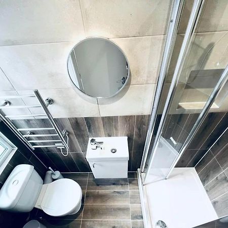 London South Charming Ensuite Look Like Hotel Designer Room المظهر الخارجي الصورة