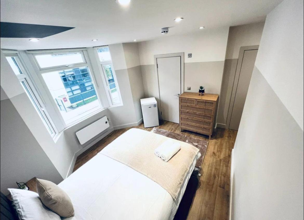 London South Charming Ensuite Look Like Hotel Designer Room المظهر الخارجي الصورة